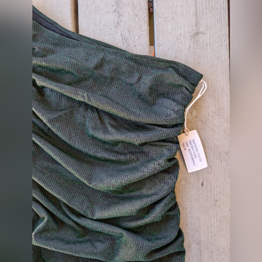 SAYLOR One-Shoulder Emerald Green Feather-Hem Dress - Picture 7 of 14